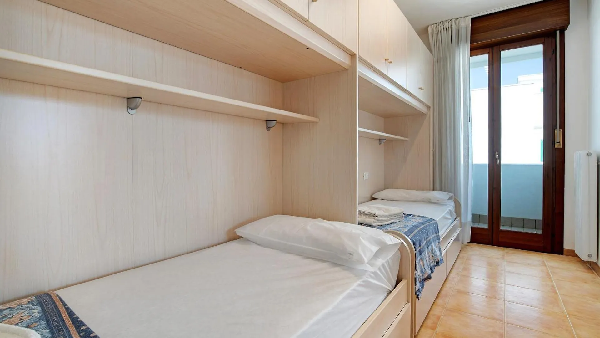 Residence Papaya A202 Lido di Jesolo 0*,